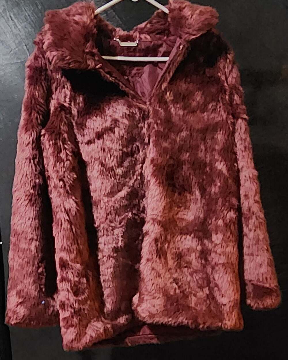 NWT Joujou Women's Faux Fur Jacket Maroon Size Small